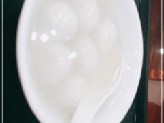 -聚德华天护国寺小吃(甜水园店)
