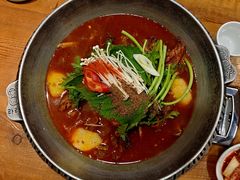 -喇喇排骨火锅·传统韩式脊骨汤(望京西园总店)