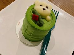 -星巴克(杭州湖滨银泰E区店)