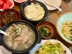 -重庆石磨豆花庄(乔庄店)