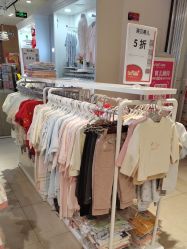 -孩子王(泊富ICITY店)