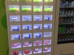 -栖游青年旅舍(华强北地铁站店)
