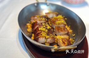 Chrysanthemum Barbecue Pork