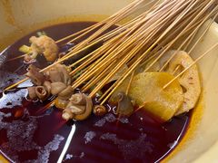 -拈签一笑黄牛肉辣卤串串