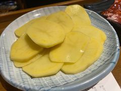 土豆片-唯成•韩国炭火烤肉 유성고기