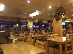 -J Daeng Seafood
