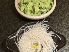 -三出山火锅(万象天地店)