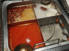 四味锅底-海底捞火锅(邯郸新世纪中心店)