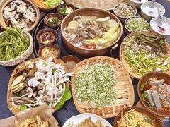 -阿山卓·野生菌火锅·纳西火塘烤肉