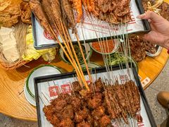 -黄小串·烤串海鲜涮牛肚(升龙广场店)