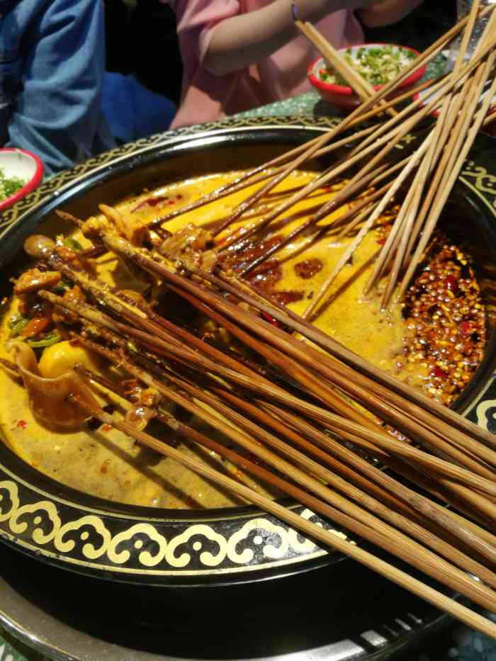 张大娃卤味串串(沙坪坝店)-"这家串串我是第一次来,有好有差,味道还将