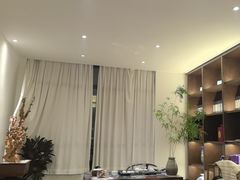 -梅花香里大酒店(郁金香路店)