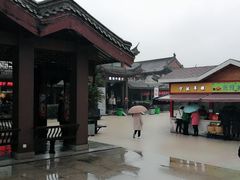 -慈城服务区-停车场