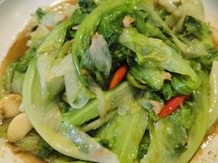 -吴记酱骨炖菜馆(康安路店)