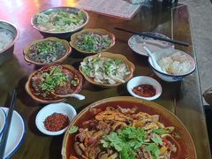 -小杨翘脚牛肉