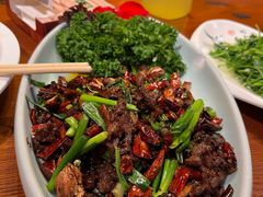 -老滇山寨•云南特色菜•地方菜•民族风情歌舞表演(金碧店)