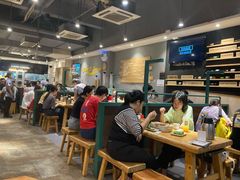 大堂-木屋烧烤(岗顶二店)