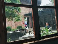 -几个木匠匠人厨房