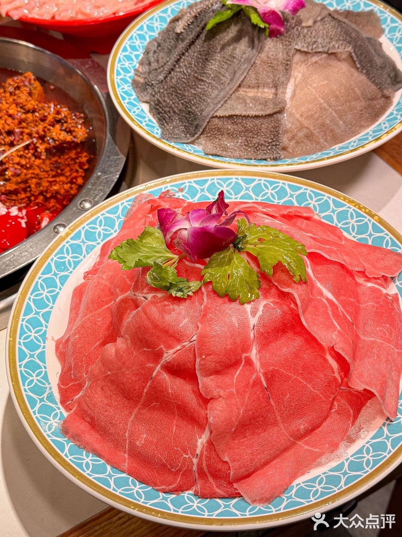 成都人都爱吃的老火锅，果真香的很！