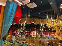 -老滇山寨•云南特色菜•地方菜•民族风情歌舞表演(金碧店)