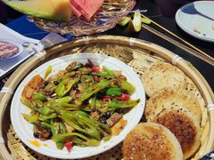 -粉墨特色菜·烧烤音乐酒馆