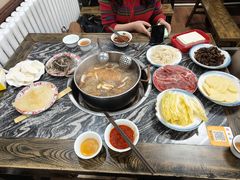 -乳仔牛牦牛汤锅 烤羊排(松潘古城店)