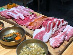 -金顺碳烤肉(番禺傍江地铁站店)