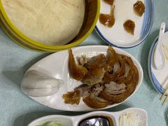 -六和聚传统烤鸭.天津菜(和平店)