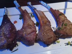 苏尼特金质烤羊排-三个蒙古大叔羊肉串(大宁店)