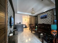 -白玉兰酒店(上海田子坊马当路地铁站店)