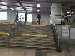 -公园前(地铁站)