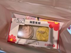 -花花卷卷·鲜食蛋糕(静安久光百货店)