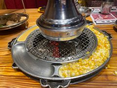 -青瓦炭韩潮烤肉(花园道店)