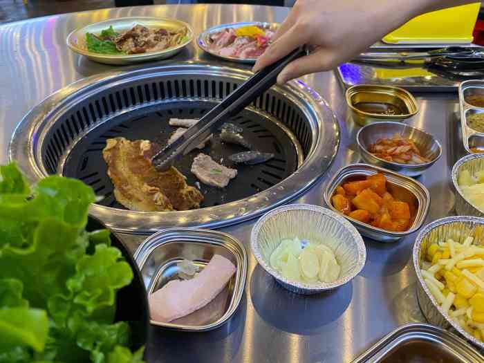 江原道烤肉大排档-"只能说吃方面一般吧!(有点失望)冲着店.