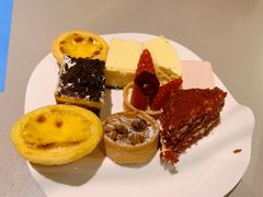 -海口绿发希尔顿酒店-田园汇自助餐·三文鱼·海鲜