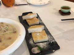 脆皮白糖糕-海湾壹品·粤菜·早茶·烤鸭(拱北店)