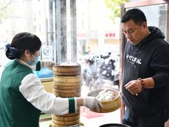 -笑来喜馄饨小笼工坊(通扬路店)