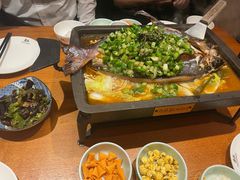-夯鱼烤鱼·尔滨地标美食(中央商场店)