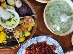-黄桷树曹家私房菜(江与城店)