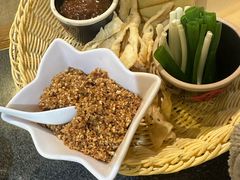 -鲁菜根·泰安菜(万达店)