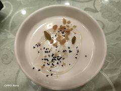 -鑫巴蜀小镇 · 水煮鱼专研店(玉桥店)