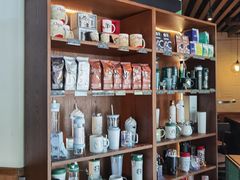 零售区-星巴克(西藏路店)