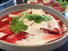 -茅草房·河畔园林火锅