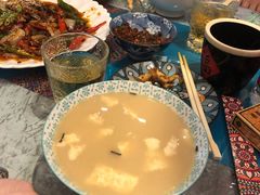 -一个勺子新疆锡伯主题私房菜(红墙巷49号院店)