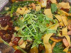 -银鼎轩麻辣香锅(丹尼斯2天地店)