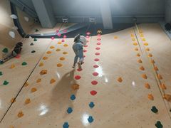 -ROCKPLUS攀岩馆(环宇城店)