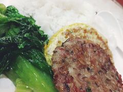 莲藕肉饼蛋脯饭-都城快餐(中山三店)