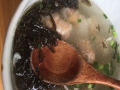 鱼籽鲜虾小馄饨-陈家生煎(世茂双子塔店)