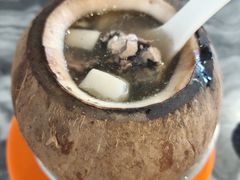 原只椰子炖竹丝鸡-益寿炖品店