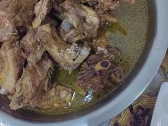 -屯老二农家铁锅炖·行业领军者(梅江店)